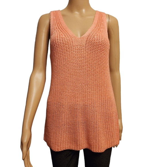 LOFT Tops - Loft Pink Loose Cable Knit Sleeveless Sweater